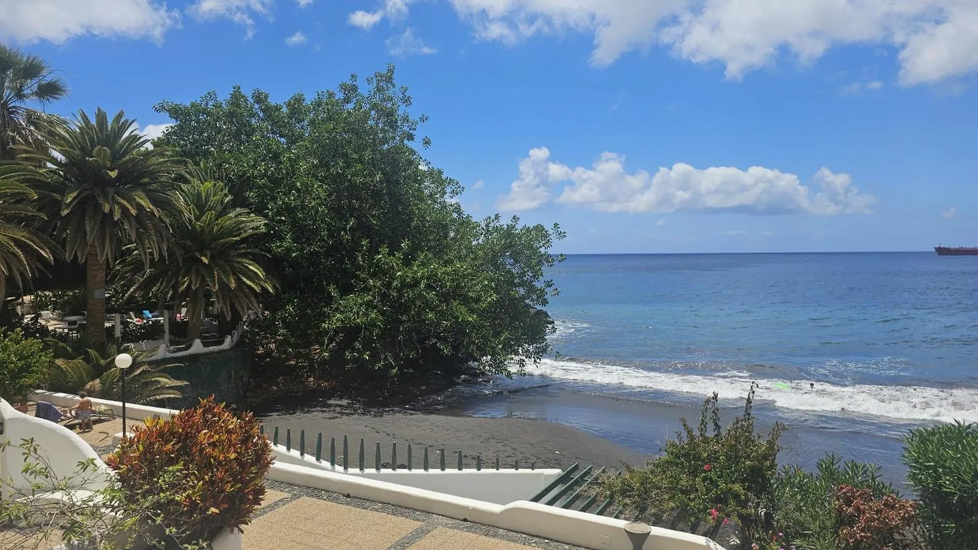 Frontline Beach Apartment San Andres